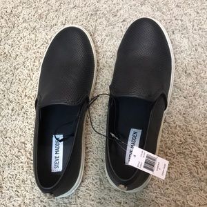 Brand NWT Steve Madden black slip-on shoes